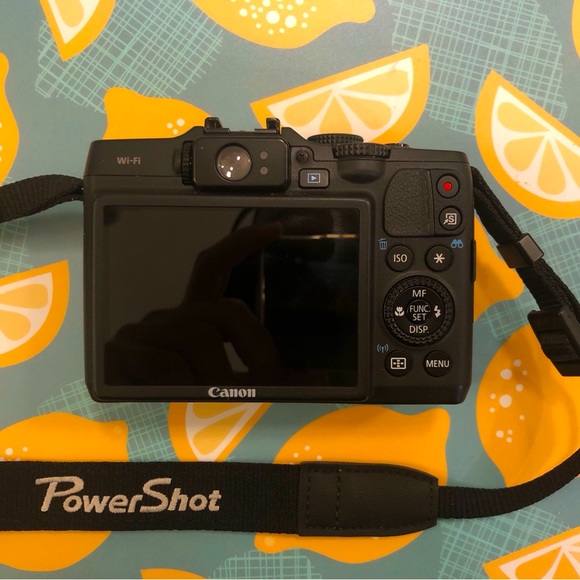 Canon PowerShot G16 - Picture 8 of 13